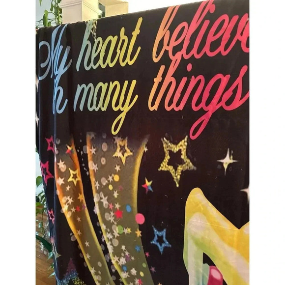 Unicorn My Eyes Believe two pillow cases & light blanket - Picture 3 of 9